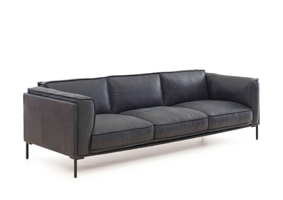 Nr. 5 / Sofa oder Ecke / in Stoff oder Leder / ab 2109 €